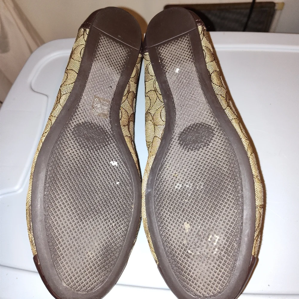 Coach Brown and Tan Loafers with Signature Monogram - Picture 3 of 4